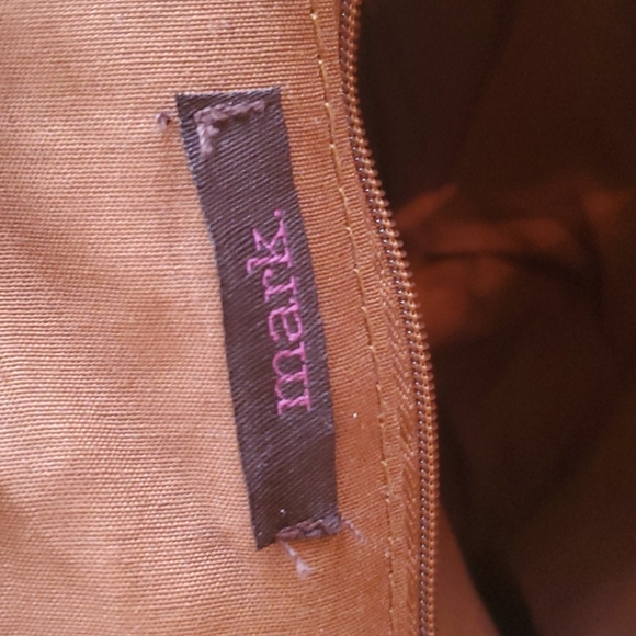 Handbag - Picture 3 of 4